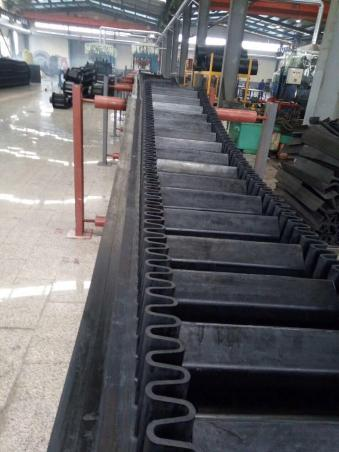 sidewall-conveyor-belts1_753625.jpg