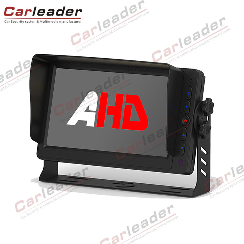 Key features and considerations of a rear-view on-dash monitor
