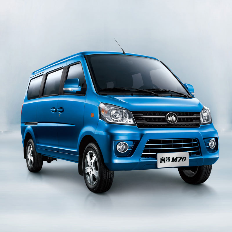 Navigating Efficiency: Fuel Economy in Gasoline Minivans