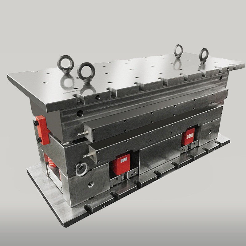 Exploring the Diverse Applications of LFT Molds in Iran's Industries