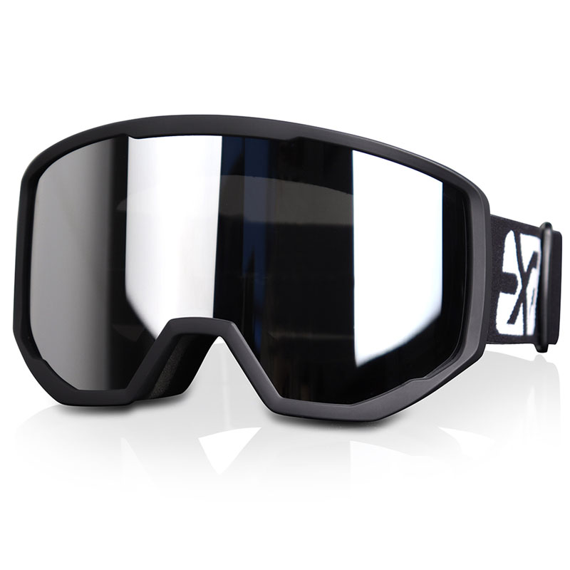 The importance to wear Ski Goggles